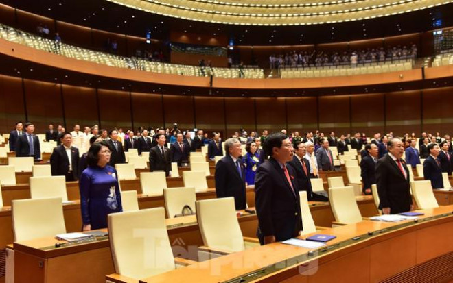 Thực hiện biện pháp phòng, chống dịch COVID-19, kỳ họp tiến hành theo 2 đợt. Đợt 1 họp trực tuyến qua cầu truyền hình từ Nhà Quốc hội đến 63 Đoàn đại biểu Quốc hội các tỉnh, thành phố trực thuộc Trung ương từ ngày 20- 29/5. Đợt 2 họp tập trung tại Nhà Quốc hội từ ngày 8-18/6.