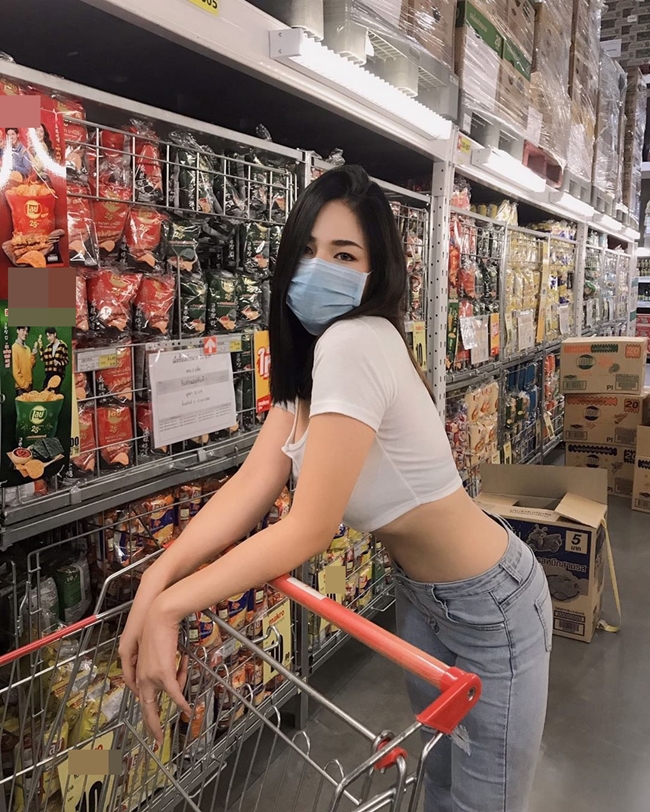 Siêu thị, cửa hàng tiện lợi là địa điểm check-in đang được nhiều người ưa chọn.

