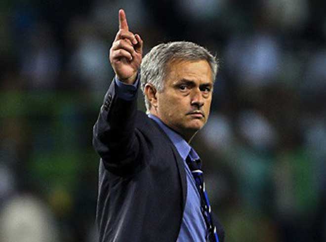 Bóng đá Việt Nam từng bị Mourinho ám chỉ xấu xí: Làm gì để thay đổi? - 1