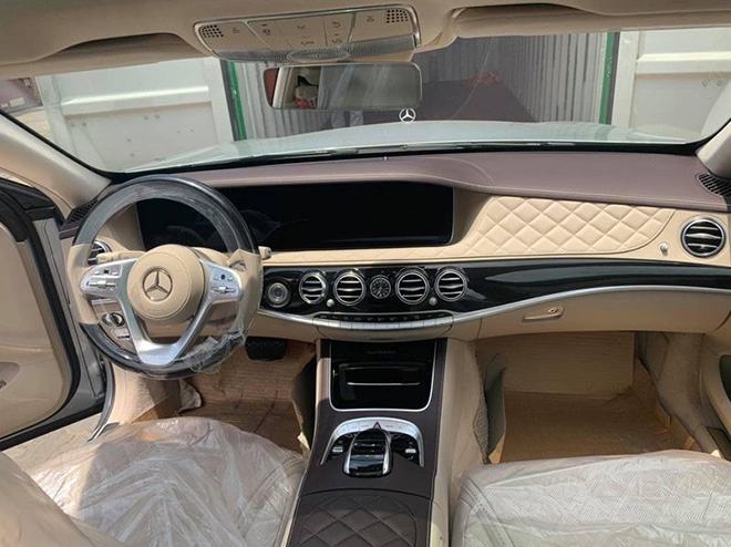 Vén màn Mercedes-Maybach S 560 "Duo-Tone" đầu tiên về Việt Nam - 5