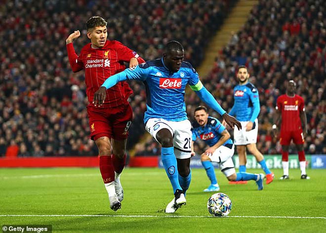 Koulibaly đã chơi rực sáng trong màu áo Napoli và được nhiều đại gia châu Âu săn đón