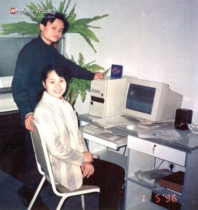 Câu chuyện ít biết về người vợ kín tiếng và đứa con từng là “nạn nhân” của tỷ phú Jack Ma - 2