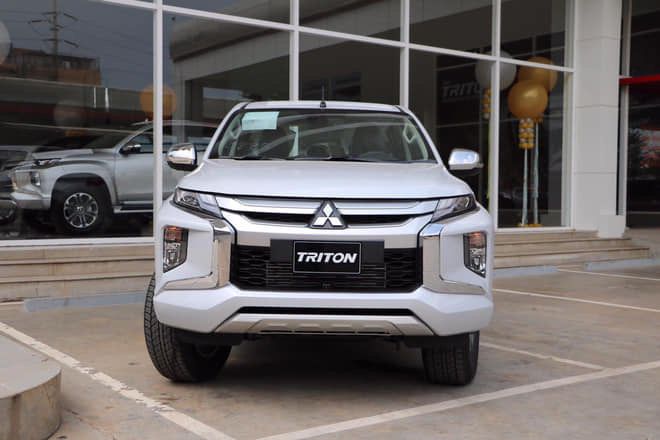 Mitsubishi Triton giảm giá gần 140 triệu đồng xả hàng dọn kho - 2