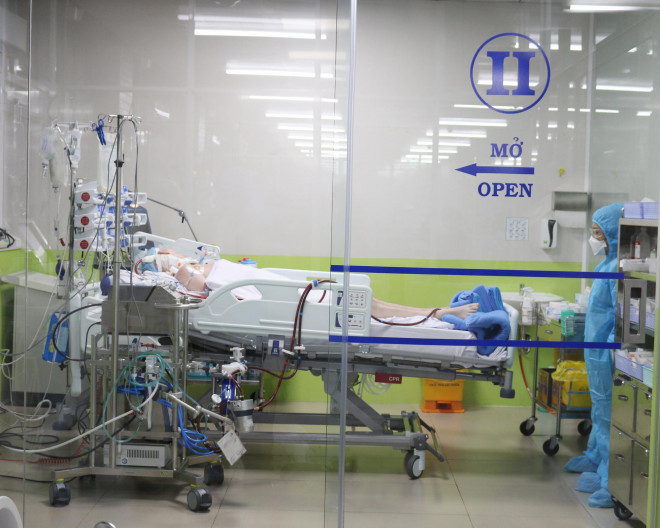 Phi công mắc Covid-19 đang được điều trị tại Bệnh viện Chợ Rẫy