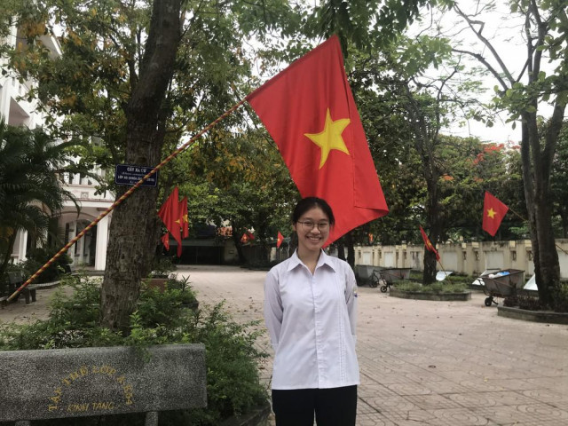 Bạn trẻ - Cuộc sống - Từ học sinh trường làng đến quán quân Olympic tiếng Anh toàn quốc