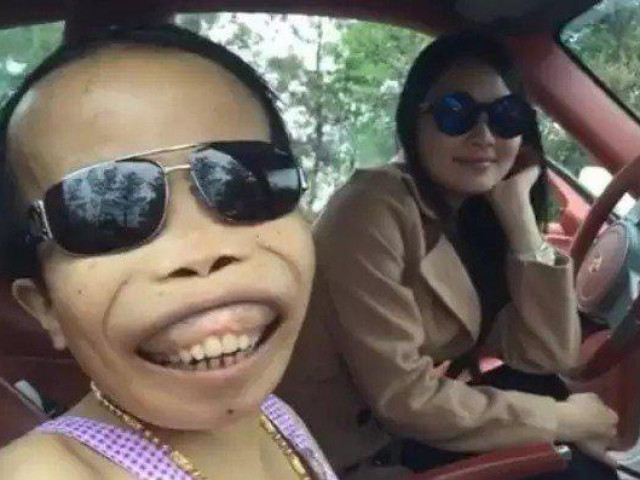 Kinh doanh - Vung 200 tỷ mua “thiên thần phim Nhật" và những lần ném tiền qua cửa sổ của đại gia TQ