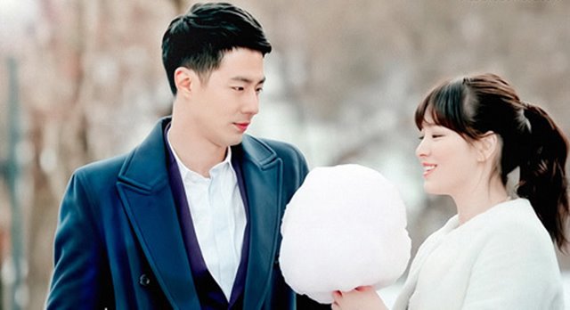 Song Hye Kyo yêu đơn phương bạn thân của chồng cũ Song Joong Ki? - 4