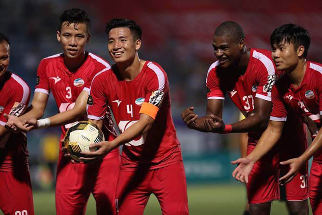Trực tiếp bóng đá Khánh Hòa - Viettel: Văn Hào bỏ lỡ cơ hội vàng - 12