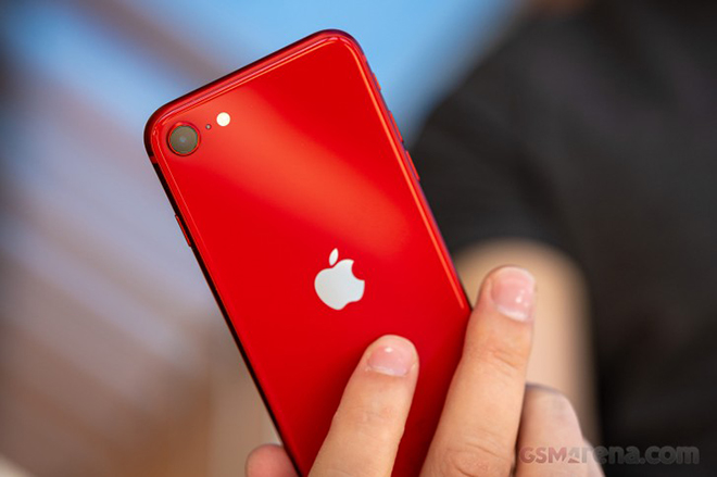 iPhone SE 2020 tiếp tục là "đại công thần" tại Trung Quốc của Apple - 1