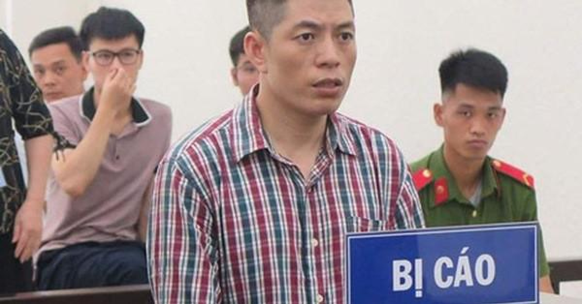 Pháp luật - Tài xế taxi công nghệ bị tăng án tù vụ hiếp dâm khách ngay trên xe