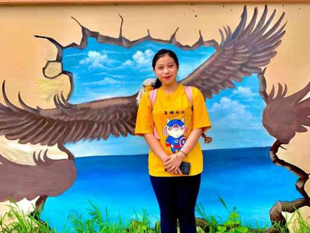 Bạn trẻ - Cuộc sống - Ngôi trường cấp 3 ở Cần Thơ sáng bừng với loạt tranh bích họa sống động