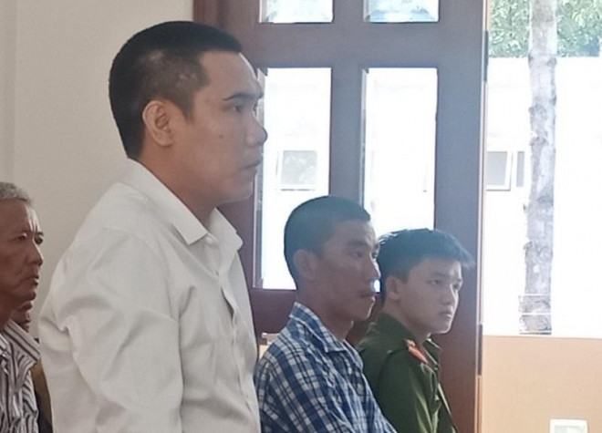 Bị cáo Nguyễn Tiến Phong tại tòa. Ảnh: MV