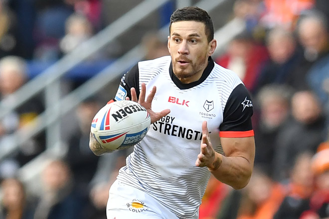 4. Sonny Bill Williams, cầu thủ bóng bầu dục, 34 tuổi người Mỹ hiện đang chơi cho&nbsp;Toronto Wolfpack cũng là một đối thủ tiềm năng của Mike Tyson, ngôi sao có chiều cao 1m91 muốn đấu với "Tay đấm thép" để làm từ thiện