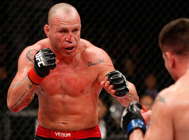 2. Wanderlei Silva võ sĩ 43 tuổi là cựu tay đấm MMA người Brazil, sẵn sàng quyết đấu với Mike Tyson ở giải boxing tay trần&nbsp;Bare Knuckle Fighting Championship (BKFC), dự kiến màn so tài này sẽ mang về cho đội Mike "thép" khoảng 20 triệu USD