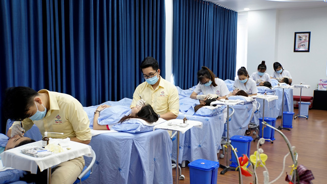 Bệnh viện Thẩm mỹ Ngọc Phú hoàn phí di chuyển cho khách hàng - 5