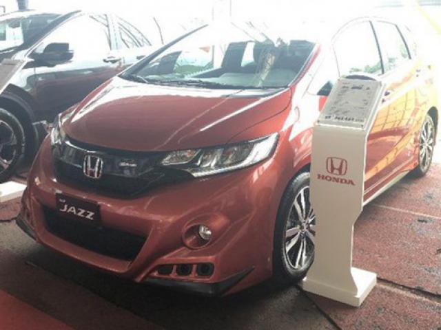 Tin tức ô tô - Quá ế ẩm, Honda Jazz mất tích trên gian hàng Honda Việt Nam