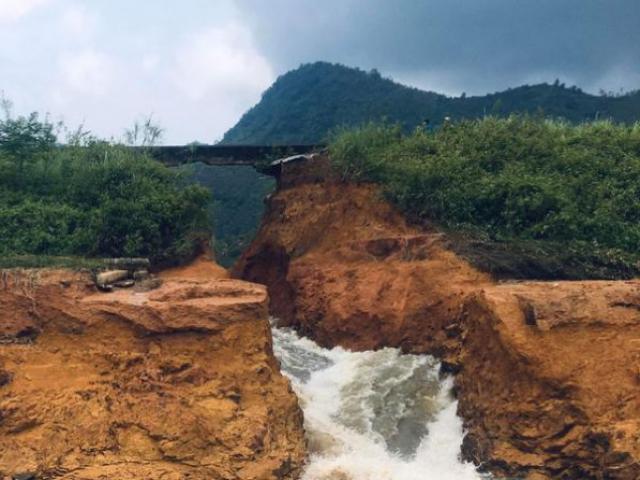 Tin tức trong ngày - Tin tức 24h qua: Vỡ đập ở Phú Thọ, nhiều hộ dân sơ tán khẩn cấp