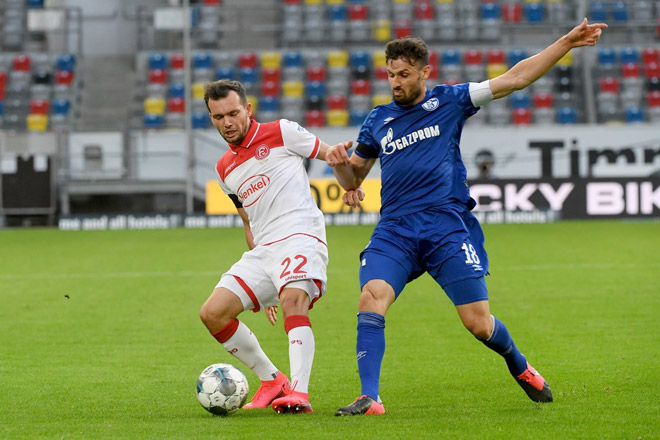 Video highlight trận Dusseldorf – Schalke 04: Hiệp 2 tưng bừng, ngược dòng sững sờ - 1