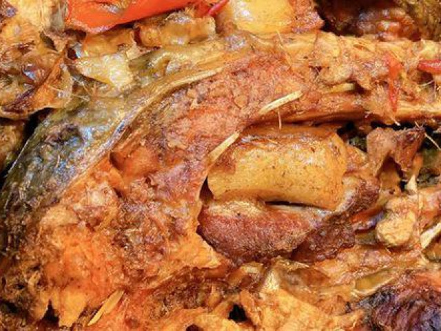 Ẩm thực - Cá đồng kho cho thêm thìa nước cốt này, đảm bảo ngậy, béo, thơm, nấu bao nhiêu cơm cũng không đủ ăn