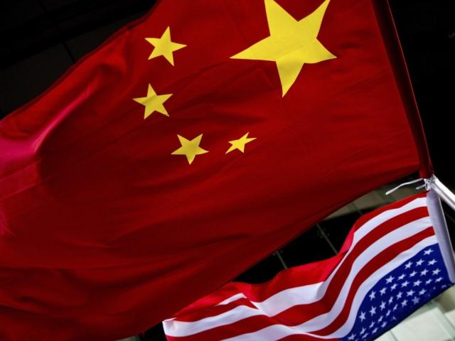 Thế giới - Cựu tướng Trung Quốc khuyên Bắc Kinh nhắm vào đối thủ "to lớn nhất"