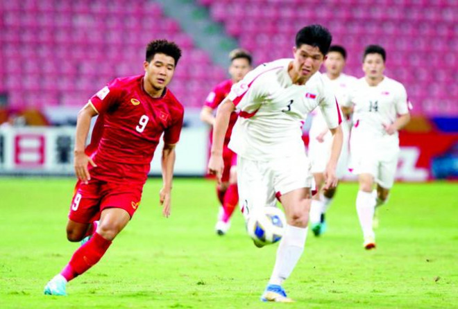 Hà Đức Chinh là một trong những tiền đạo hiếm hoi của bóng đá Việt Nam hiện nay Ảnh: HỮU PHẠM