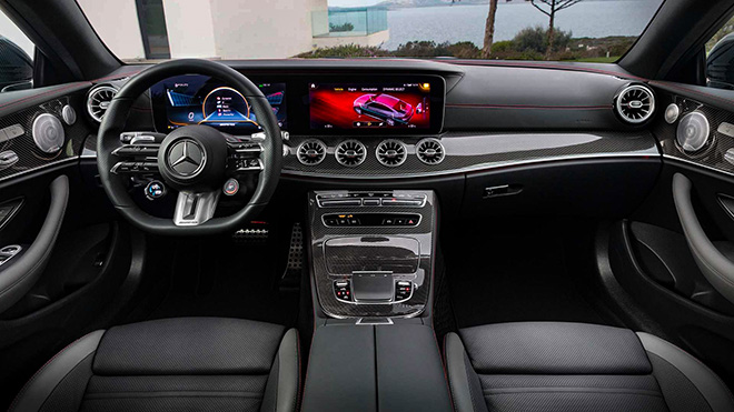 Cận cảnh mẫu xe Mercedes-AMG E53 4MATIC+ Coupe 2021 vừa ra mắt - 9