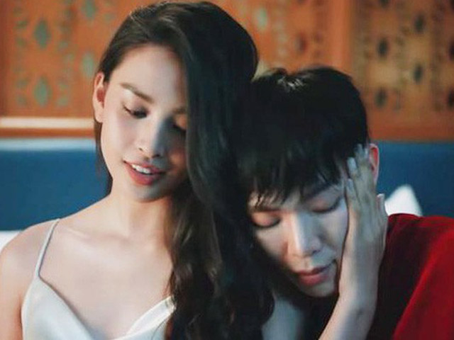 Phim - Sau giữ Top 1 thịnh hành YouTube liên tiếp 10 ngày, Erik làm điều đặc biệt