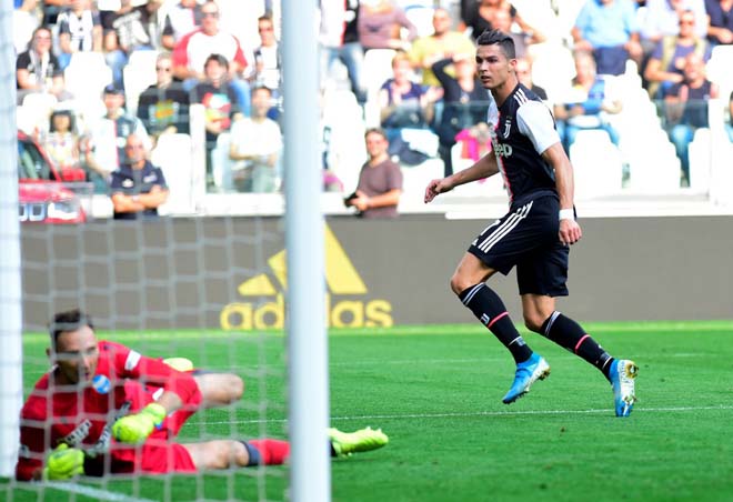 Đua Giày vàng châu Âu cực nóng: Lewandowski soán ngôi, Messi - Ronaldo hết cửa? - 3