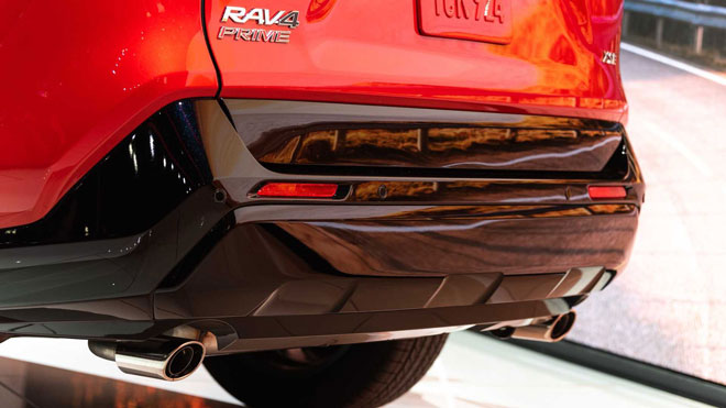 Toyota RAV4 Prime 2021 plug-in hybrid giá từ 38.100 USD - 6