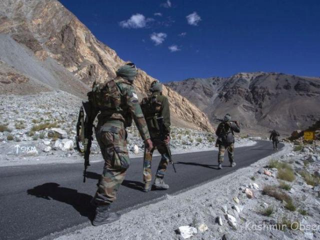 Thế giới - Ấn Độ: Nhìn quân đội tập trung ở biên giới với Trung Quốc, dân làng lo nơm nớp