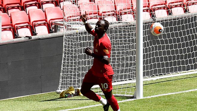 Liverpool đá trận đầu tiên hậu Covid-19: Mane lập công, hạ gục Salah - 6
