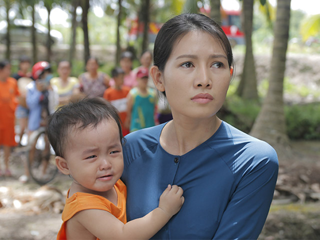 Phim - Phim về mẹ ghẻ con chồng “gây bão”, bất ngờ dẫn đầu rating trong nước
