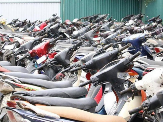 Tin tức trong ngày - Đặt tiền bảo lãnh xe vi phạm: Dân không mặn mà vì thủ tục vẫn rườm rà