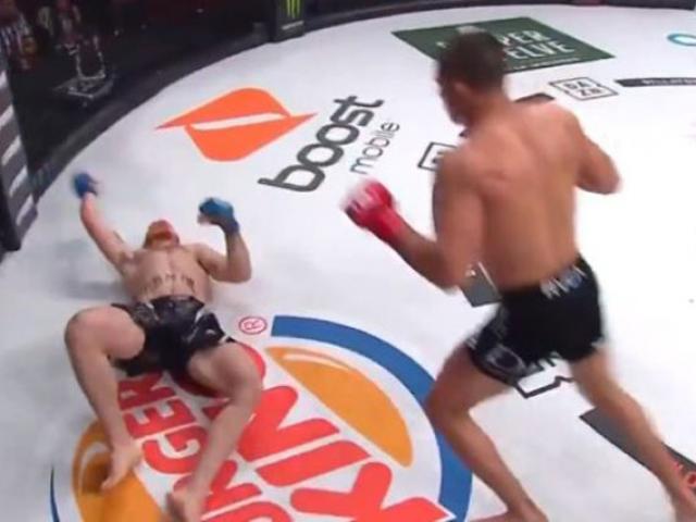 Media - Võ sỹ sử dụng đòn liên hoàn khiến đối thủ "vào cơn mê muội"