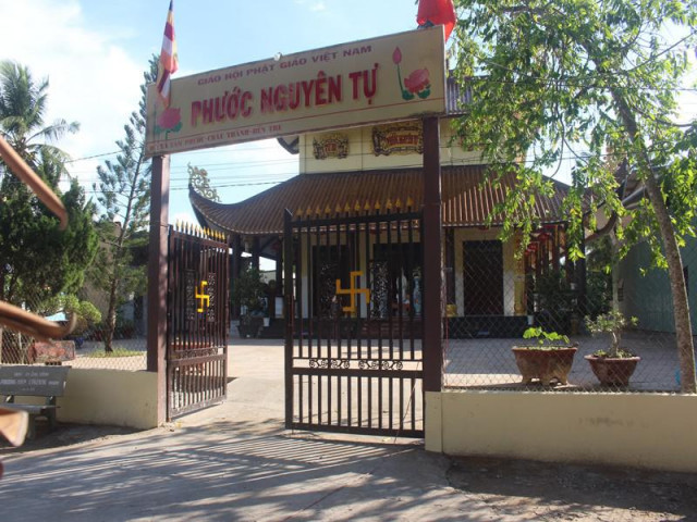 Pháp luật - Bắt 2 người trộm gần 20 lượng vàng tại chùa Phước Nguyên