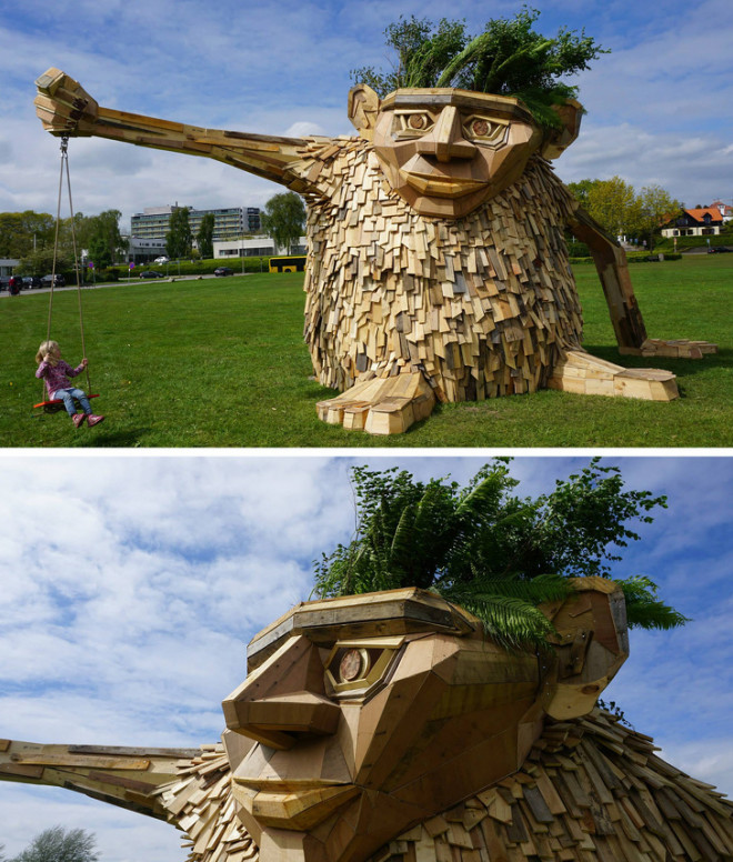 Bức tượng Troels the Troll&nbsp;cao hơn 5 mét có với cánh tay giữ xích đu là nơi vui chơi được trẻ em rất thích tại thành phố Horsens