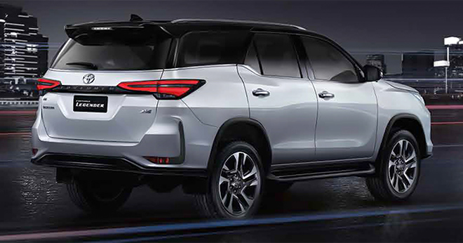 Toyota tăng tính thẩm mỹ cho mẫu xe SUV Fortuner 2021 - 2