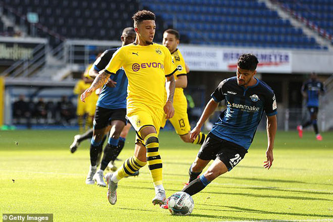 Jadon Sancho bị tố bí mật bay về Anh vào tháng trước