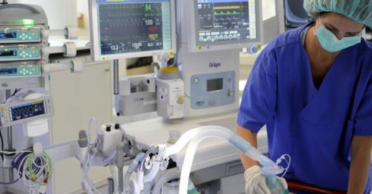 Tỉnh dậy sau 2 tháng hôn mê, bệnh nhân 'sốc' khi biết thế giới bị phong tỏa. (Ảnh minh họa)