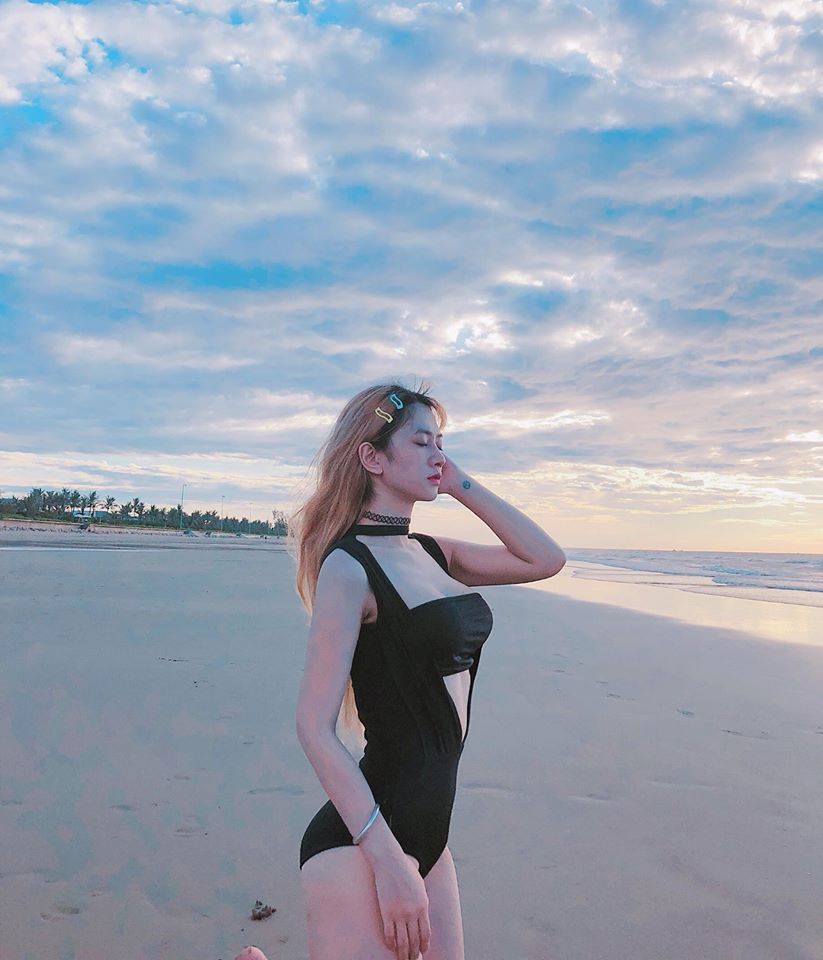 Lộ đời thực khó ngờ của "hot girl 2 triệu follow" khiến Trung Ruồi bị lu mờ - 8