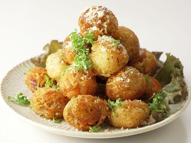 Ẩm thực - VIDEO: Khoai tây viên kiểu Nhật chỉ cần đúng 1 bước thực hiện, ai ăn cũng "nghiện"