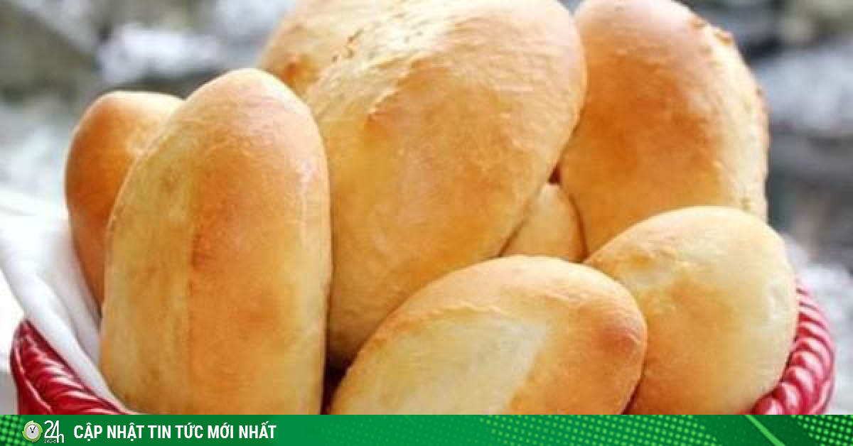 Chẳng cần thiết bị đắt tiền nào, hô biến chiếc bánh mì ỉu xìu thành giòn tan như mới ra lò nhờ cách đơn giản này