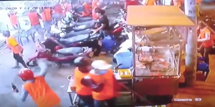Vụ 200 giang hồ mặc áo cam đập phá tanh bành quán nhậu ở Sài Gòn: Nhiều nghi phạm đã bị bắt - 3
