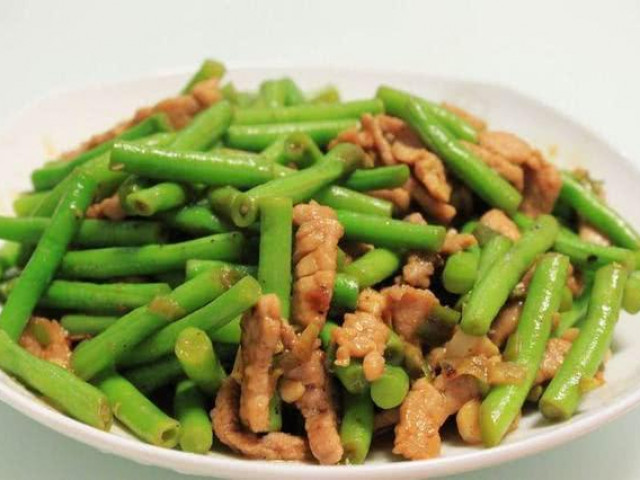 Ẩm thực - Xào đỗ vừa xanh bóng vừa giòn thế này bảo sao không ăn "thủng nồi trôi rế"