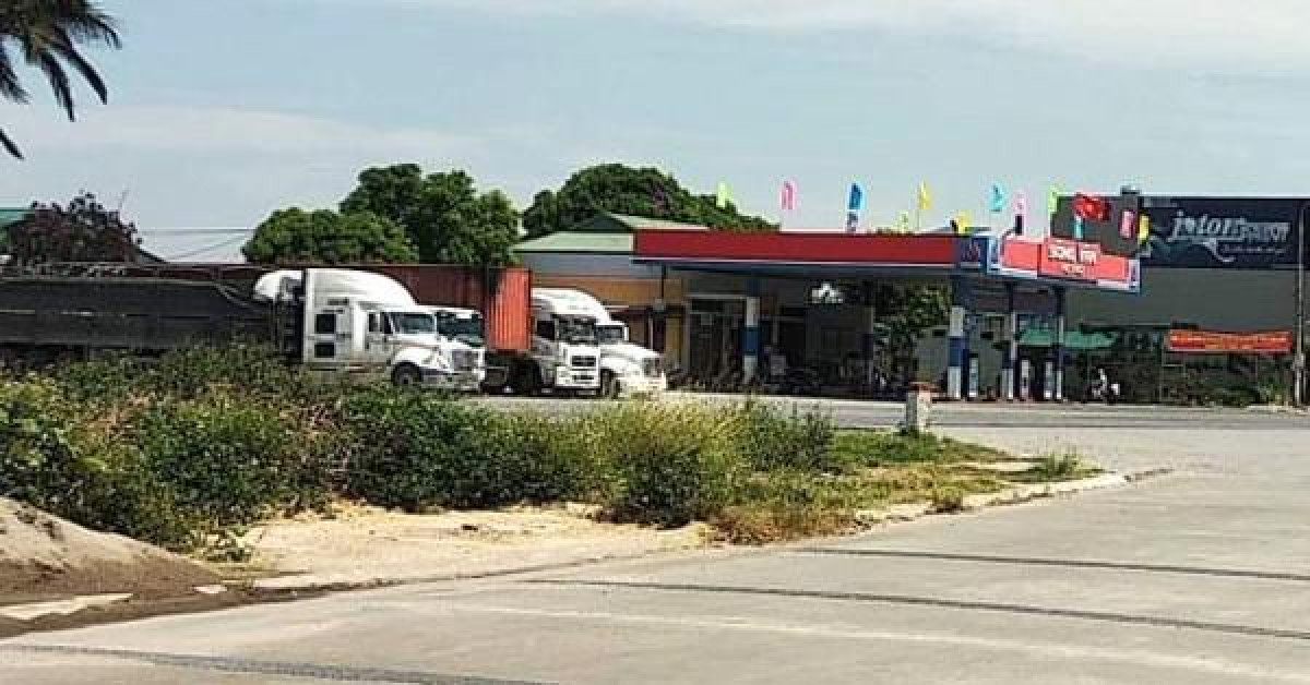 Pháp luật - Hỗn chiến trong đêm, nam thanh niên bị đâm tử vong