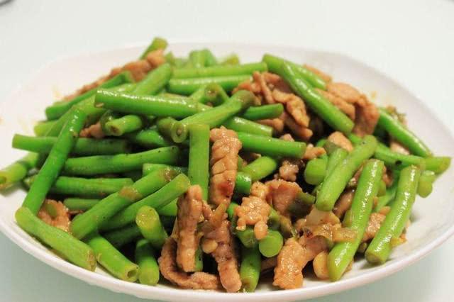 Xào đỗ vừa xanh bóng vừa giòn thế này bảo sao không ăn "thủng nồi trôi rế" - 4