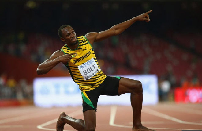 The Sun chọn Usain Bolt là nhân vật đứng thứ 10 trong danh sách. "Tia chớp" có 11 HCV thế giới, đang giữ kỷ lục chạy 100m (9 giây 58) và 200m (19 giây 19)