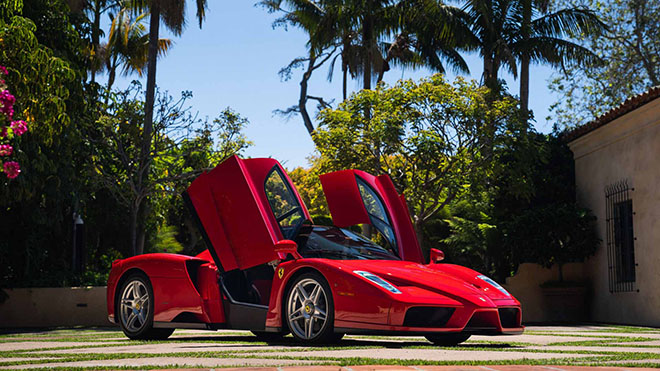 Siêu xe 17 năm tuổi Ferrari Enzo được bán đấu giá trực tuyến hơn 2,6 triệu đô - 4