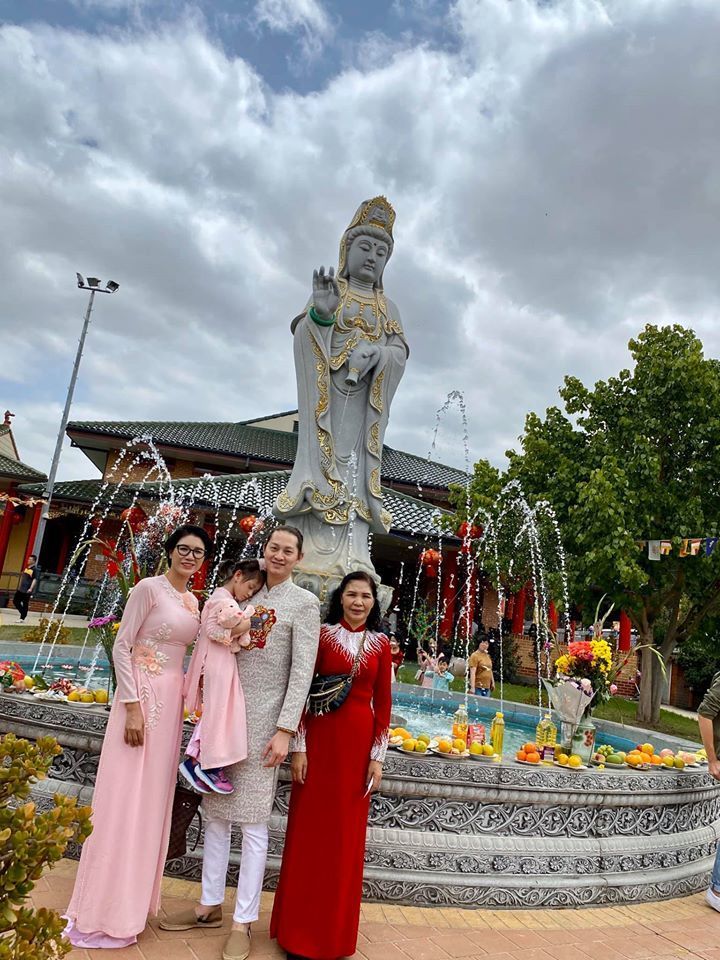 Sao nữ bênh vực vợ chồng Công Phượng, vướng ồn ào với tiến sĩ Lê Thẩm Dương là ai? - 8