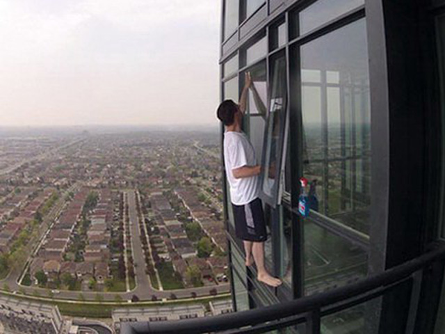 Tranh vui - Giật mình với những con người thích trêu đùa "tử thần"